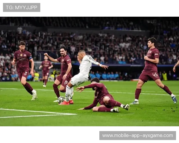 姆巴佩高速突破内切劲射，巴黎前场攻势彻底爆发——装备与训练的跃动之旅