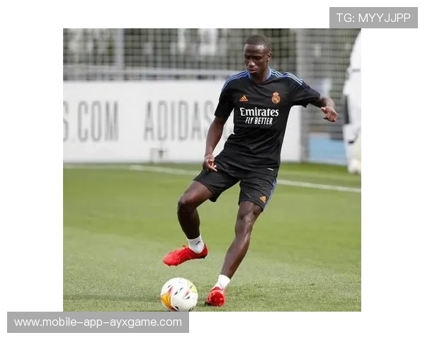 皇马教练组将如何在训练中修复传接链？